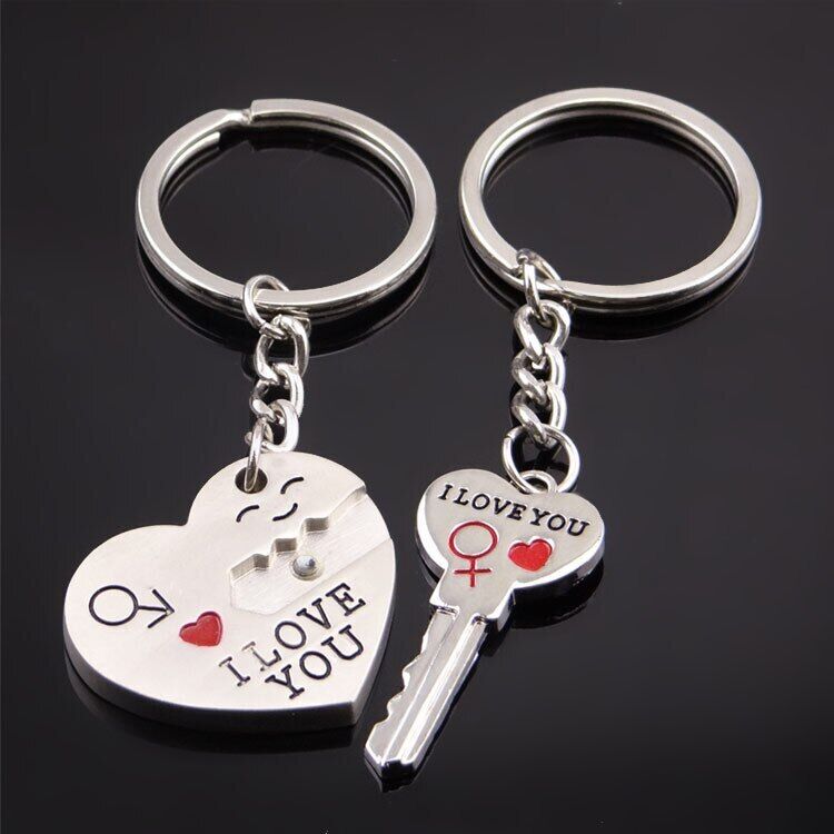 Partner Schlüsselanhänger Pärchen Paare 2 Set Liebe Geschenk Herz Schlüssel